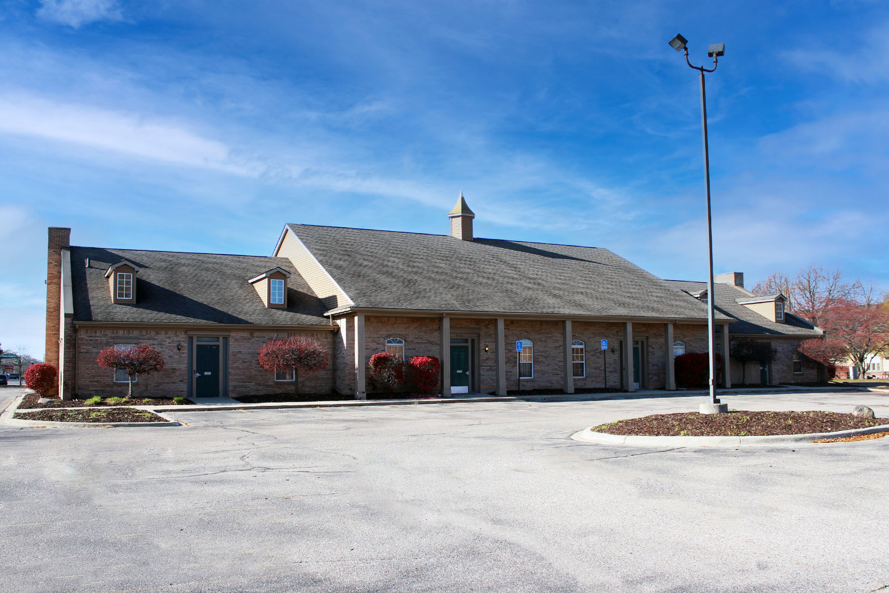 35100-35120 E Michigan Ave, Wayne, MI for lease Building Photo- Image 1 of 17