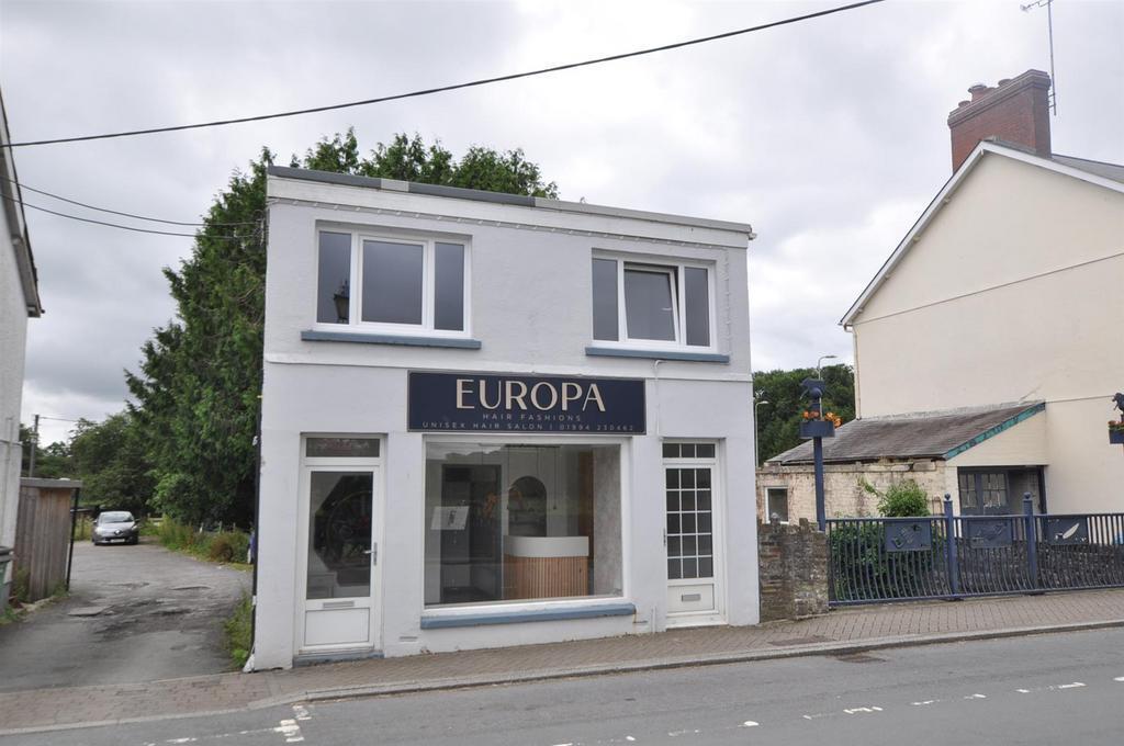 Pentre Rd, Carmarthen for lease Building Photo- Image 1 of 14