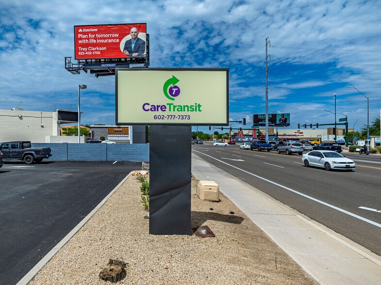 18432 N Cave Creek Rd, Phoenix, AZ for sale - Building Photo - Image 3 of 10