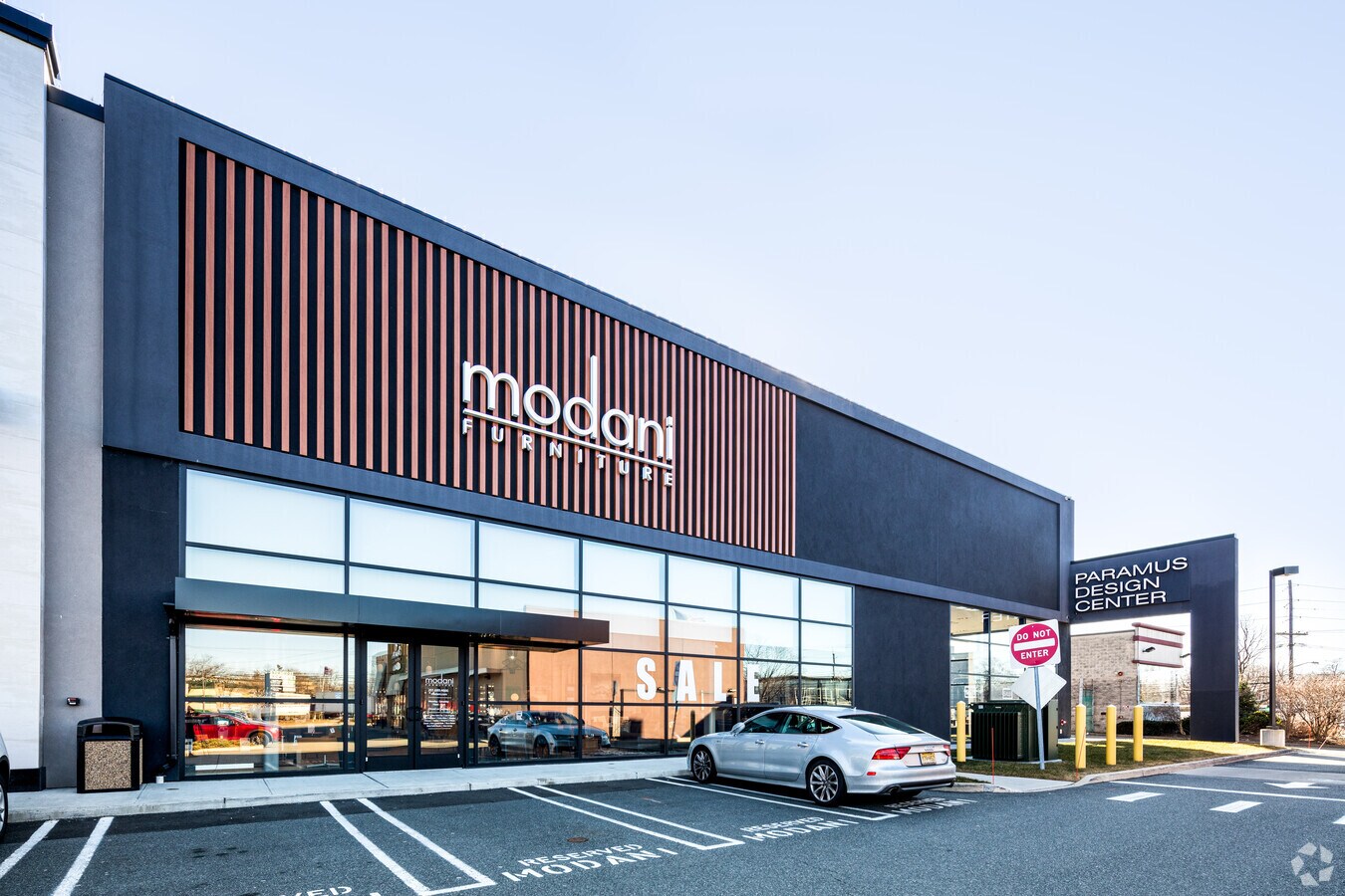 762776 N State Rt 17, Paramus, NJ, 07652 Retail Space For Lease