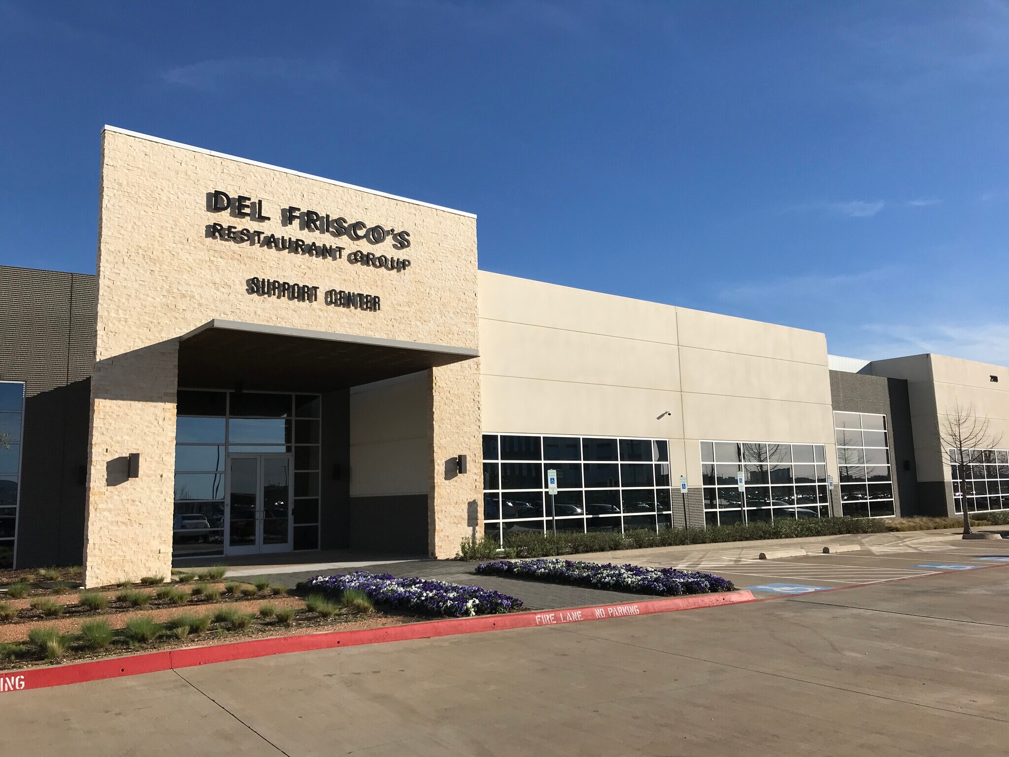 2900 Ranch Trl, Irving, TX for sale Primary Photo- Image 1 of 1