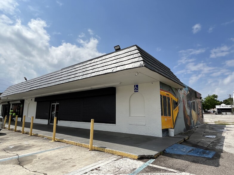 934 E Henderson Ave, Tampa, FL for lease - Building Photo - Image 2 of 5