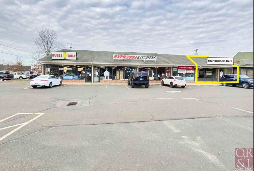 954-966 Queen St, Southington, CT for lease - Building Photo - Image 1 of 5