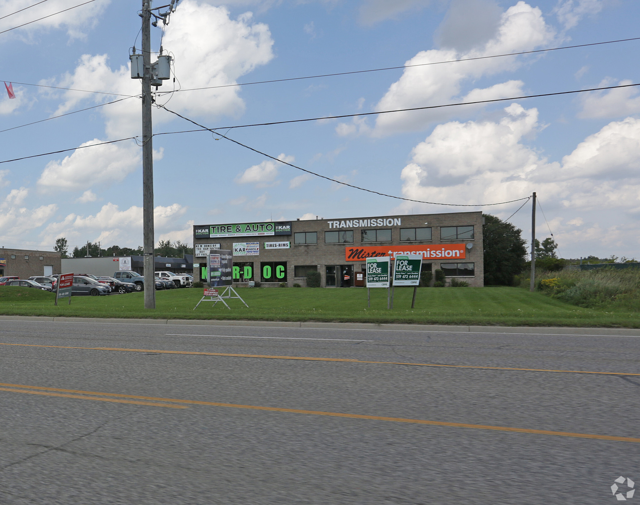 300 Exeter Rd, London, ON for sale Primary Photo- Image 1 of 1