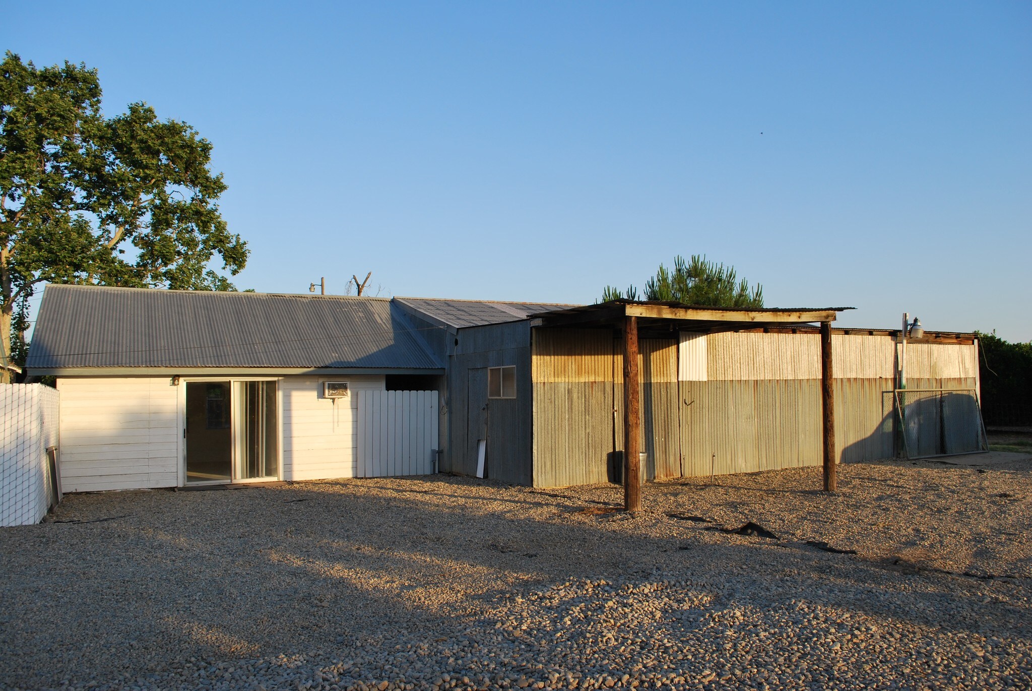 12844 E McKinley Ave, Sanger, CA for sale Primary Photo- Image 1 of 1