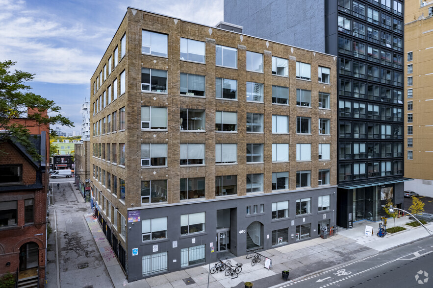 460 Richmond St W, Toronto, ON for lease - Primary Photo - Image 1 of 5