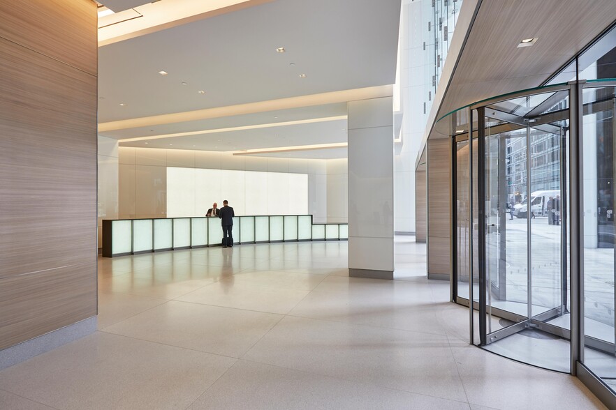 1155 Avenue of the Americas, New York, NY for lease - Interior Photo - Image 2 of 9