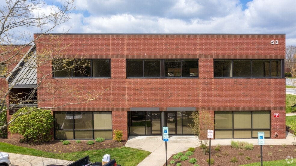 47 Loveton Cir, Sparks, MD for lease - Building Photo - Image 3 of 8