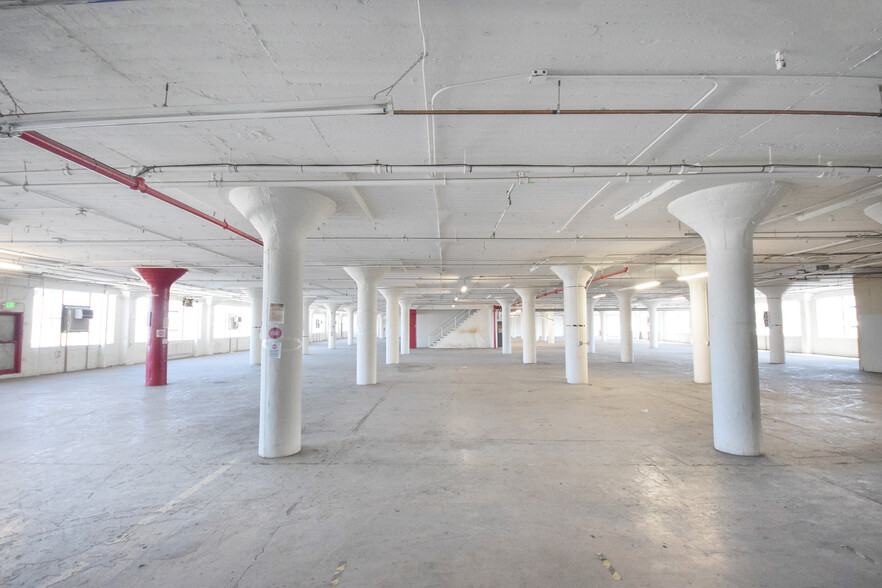 2155 E 7th St, Los Angeles, CA for lease - Interior Photo - Image 3 of 6