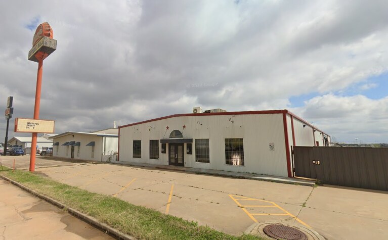 3232 E I 240 Service Rd, Oklahoma City, OK for lease Building Photo- Image 1 of 11