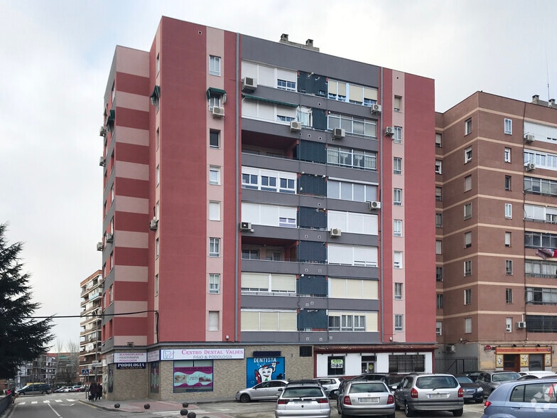 Calle Canarias, 8, Fuenlabrada, Madrid for sale - Building Photo - Image 2 of 2