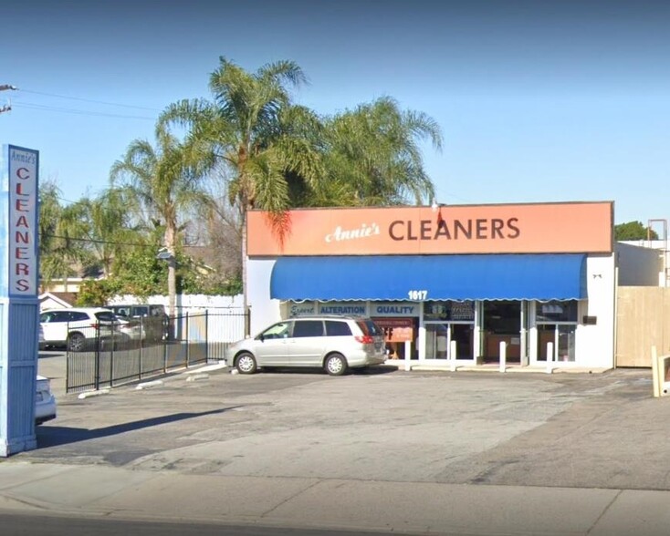 1617 E Chapman Ave, Orange, CA for sale - Building Photo - Image 1 of 1