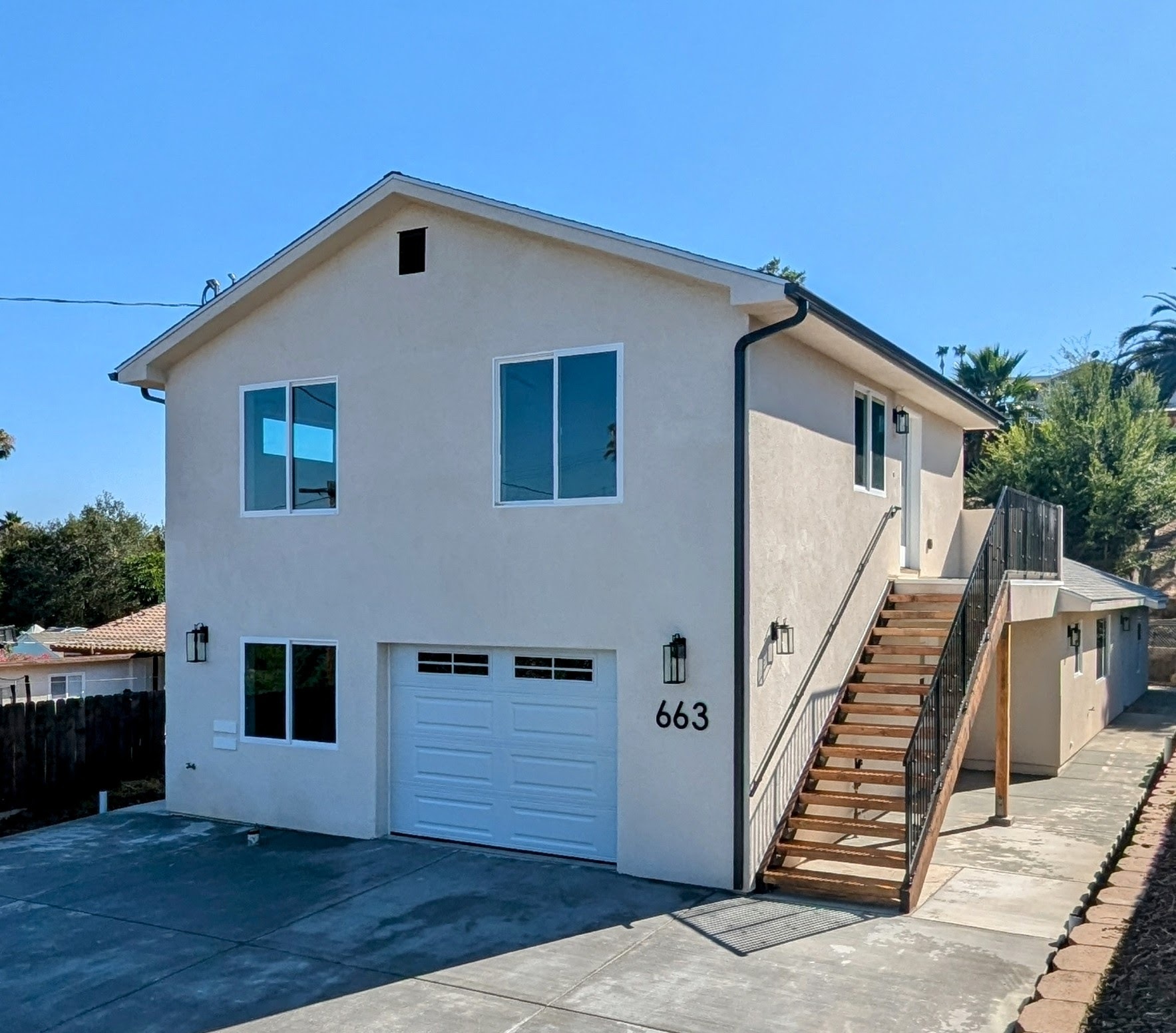 663 S Tulip St, Escondido, CA for sale Primary Photo- Image 1 of 1