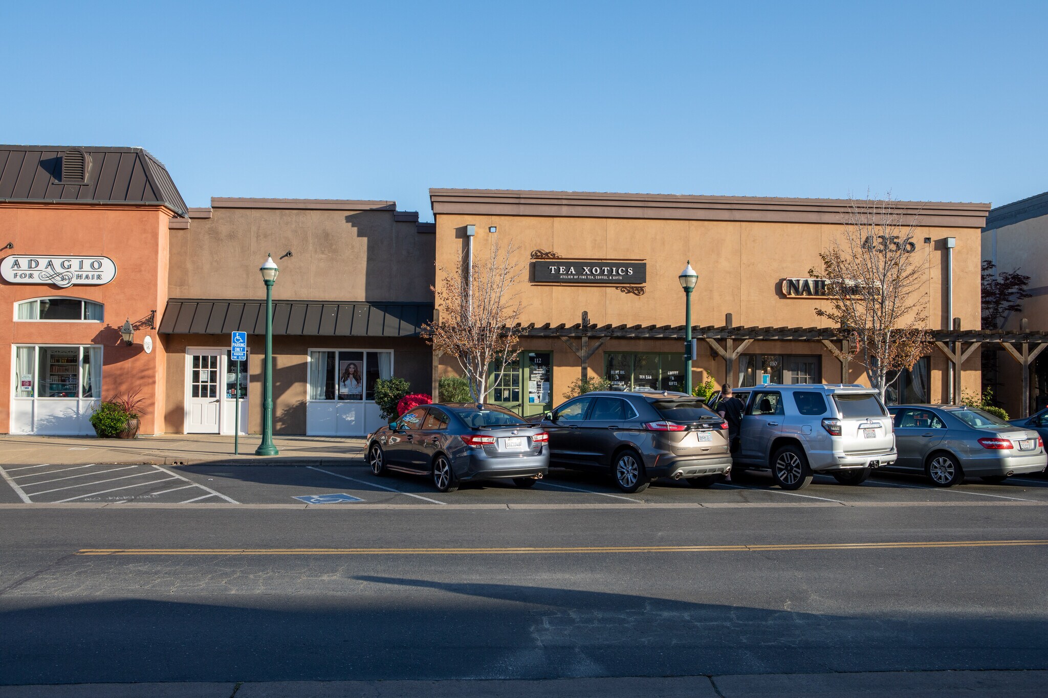 4315-4363 Town Center Blvd, El Dorado Hills, CA 95762 - El Dorado Hills