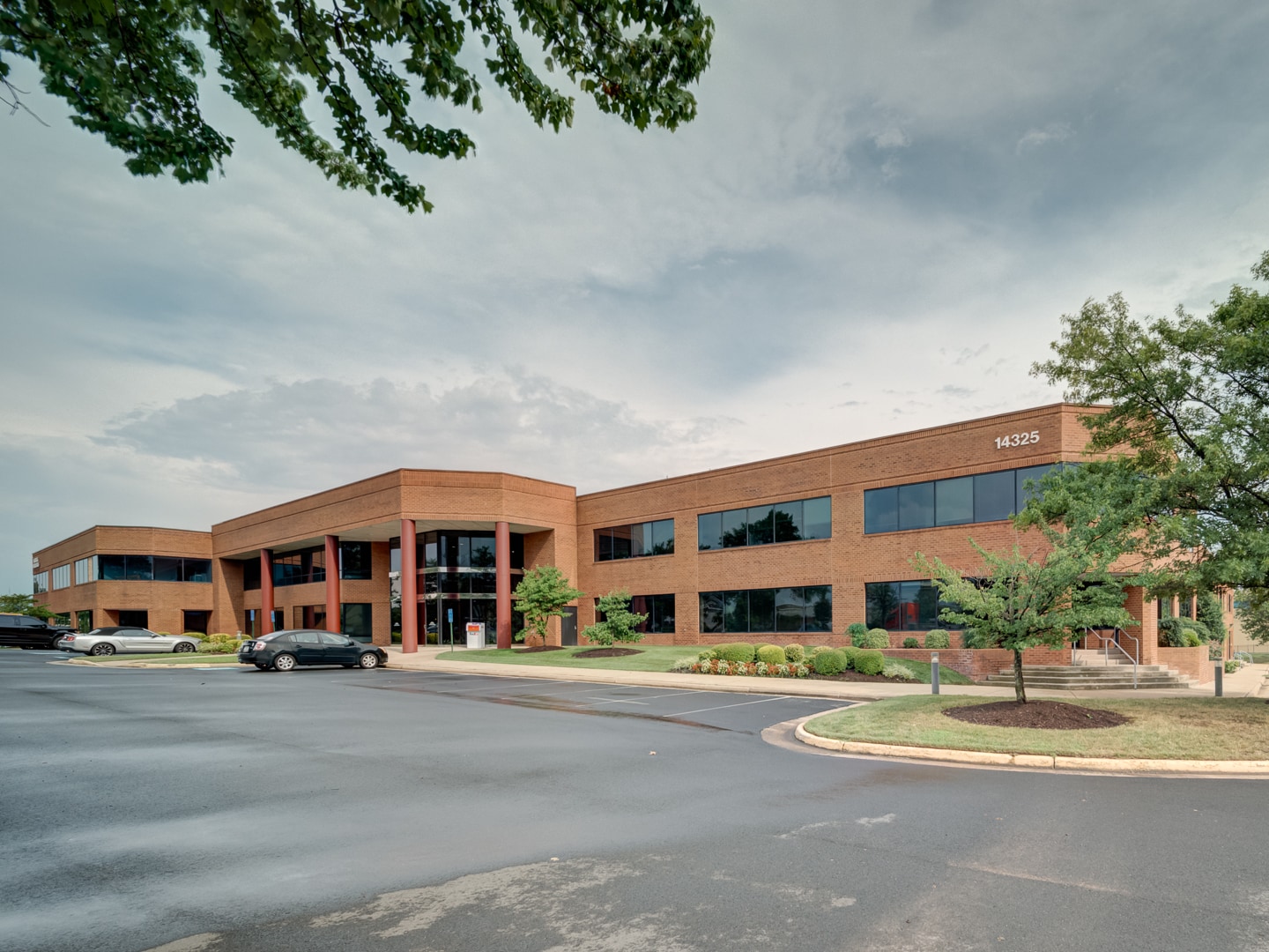 14325 Willard Rd, Chantilly, VA for lease Building Photo- Image 1 of 28