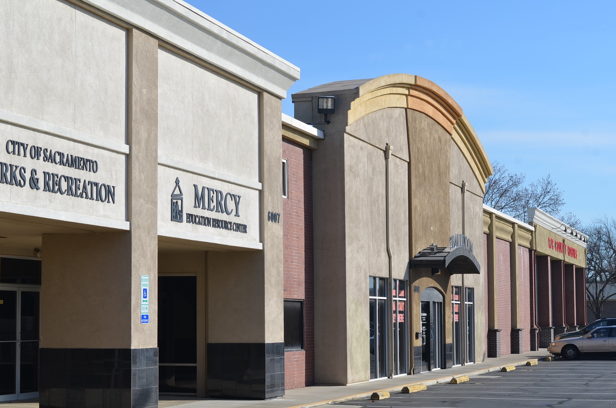 6005-6011 Folsom Blvd, Sacramento, CA for sale Building Photo- Image 1 of 1