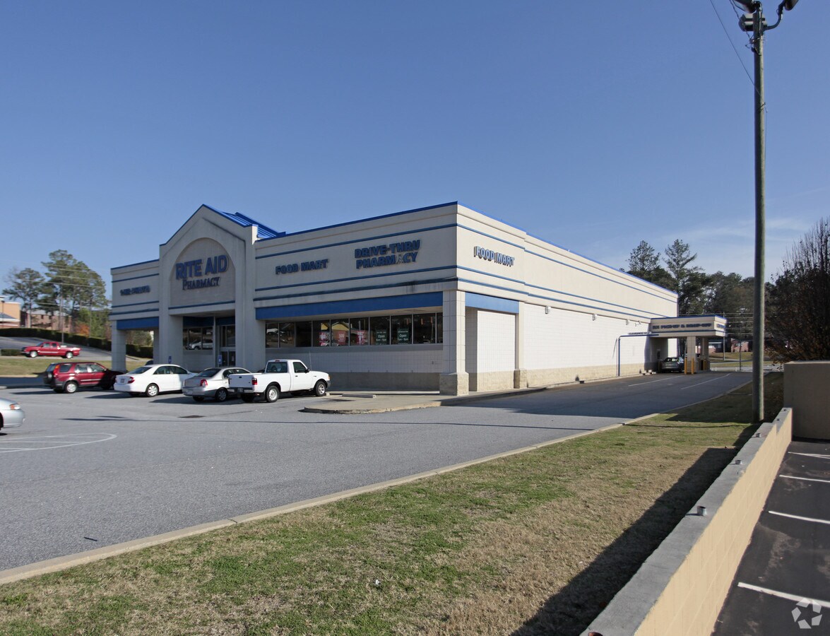 3472 Macon Rd, Columbus, GA 31907