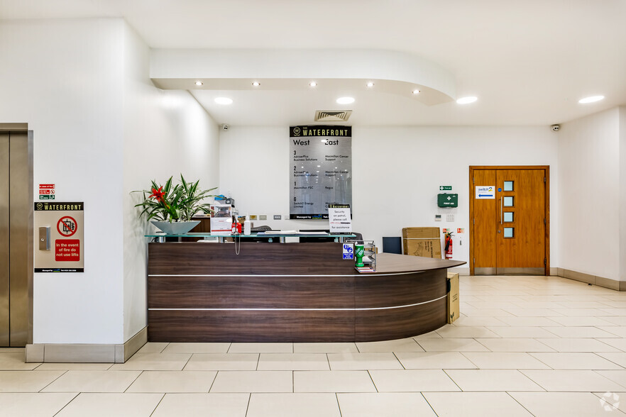 Salts Mill Rd, Shipley for lease - Lobby - Image 2 of 16