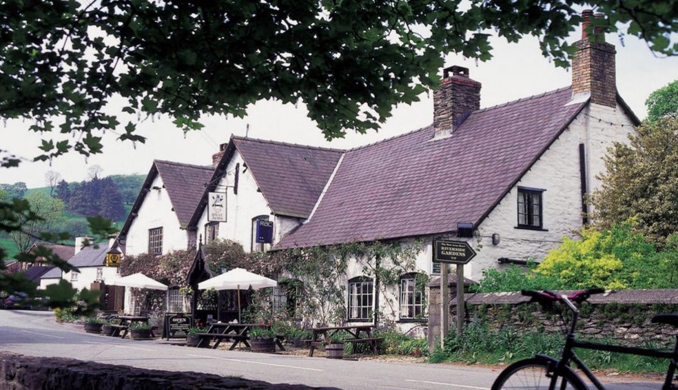 LLanarmon Dyffryn Ceiriog, Llangollen for sale - Primary Photo - Image 1 of 1