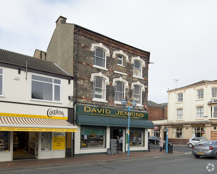 46 Nelson St, Grimsby for lease - Building Photo - Image 2 of 3