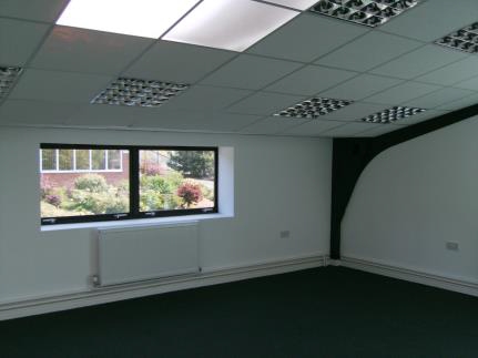 Stourbridge Rd, Bridgnorth for lease - Interior Photo - Image 2 of 4