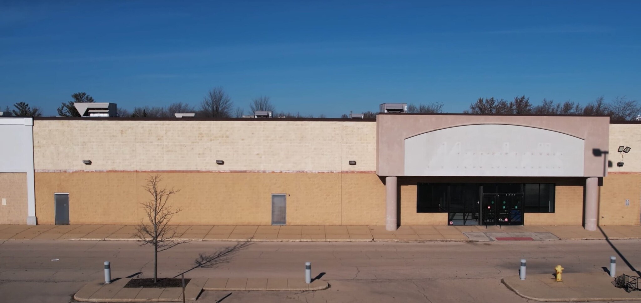 1200-1620 W 75th St, Downers Grove, IL for lease Building Photo- Image 1 of 1