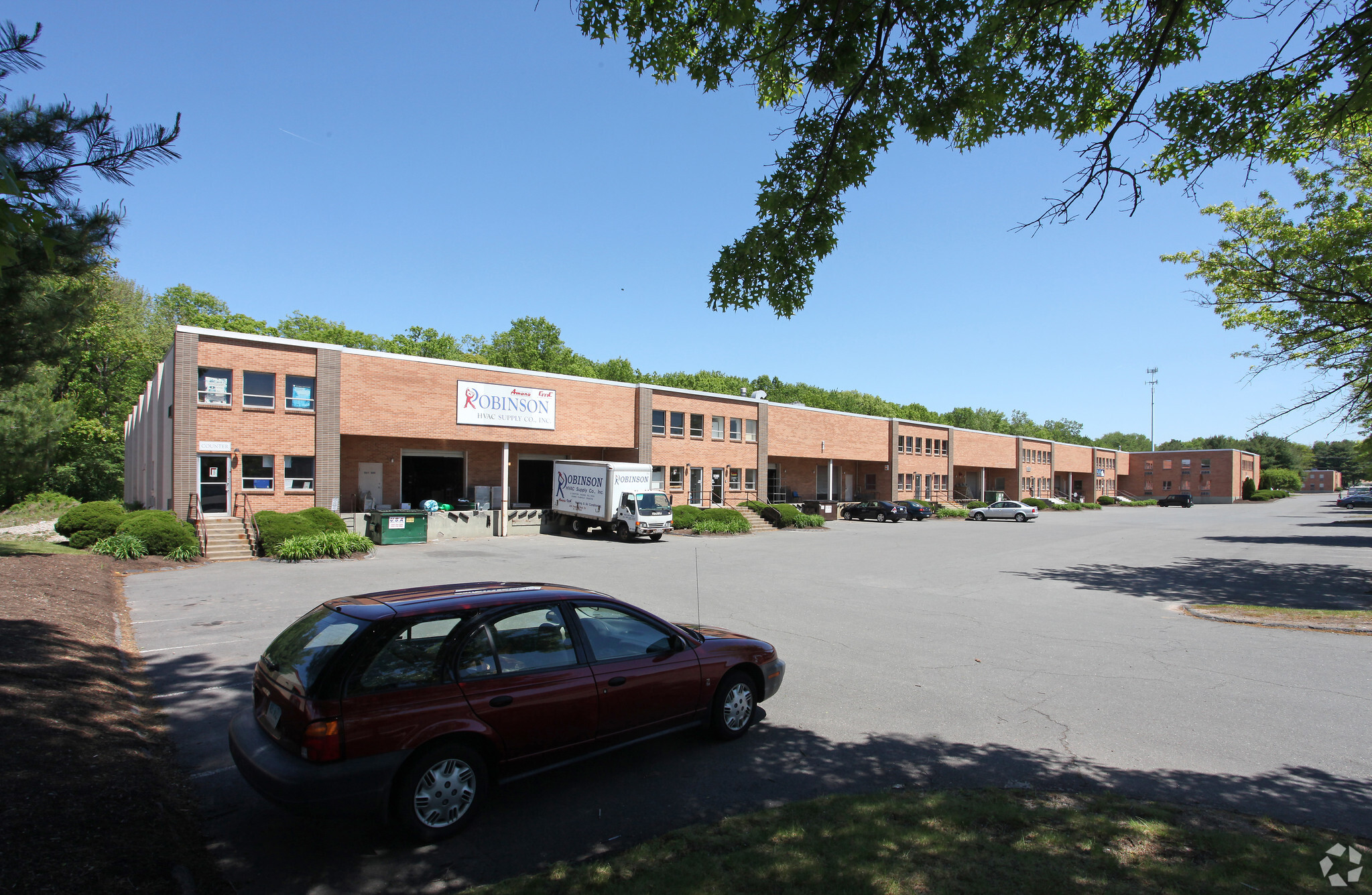 226-262 Prestige Park Rd, East Hartford, CT for lease Primary Photo- Image 1 of 14