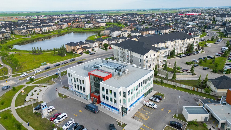 7171 80 Av NE, Calgary, AB for lease - Building Photo - Image 1 of 24