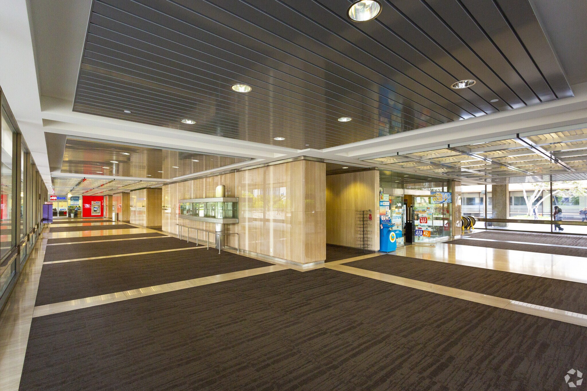 3435 Wilshire Blvd, Los Angeles, CA 90010 Equitable Plaza Bldg