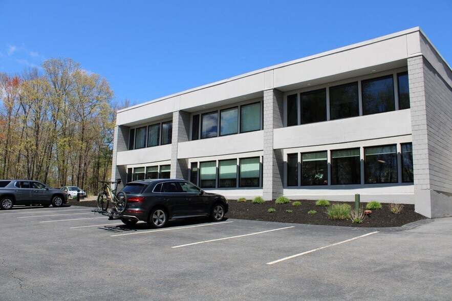 360 Church St, Northborough, MA for lease - Building Photo - Image 2 of 10