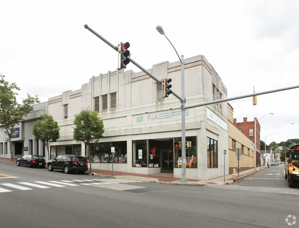 745 Main St, Willimantic, CT 06226