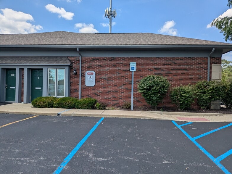 6745 S Gray Rd, Indianapolis, IN for lease - Building Photo - Image 2 of 12