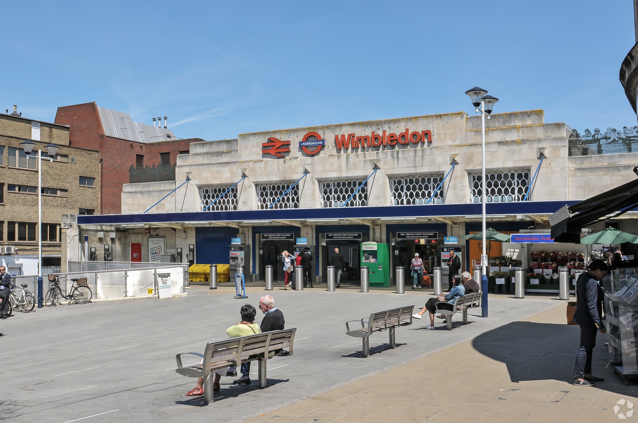 Wimbledon Bridge, London for sale Primary Photo- Image 1 of 1