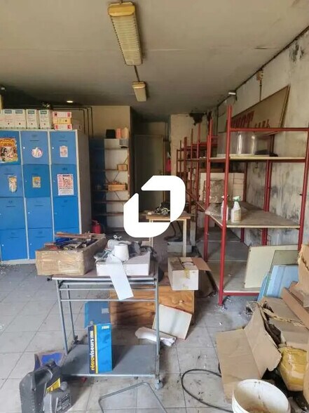 Flex in Saint-Denis for sale - Building Photo - Image 3 of 11