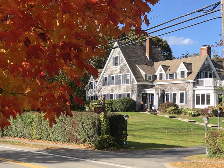 3660 Main St, Barnstable, MA for sale - Primary Photo - Image 1 of 21