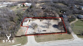 1401 Fort Worth Dr, Denton TX - Warehouse