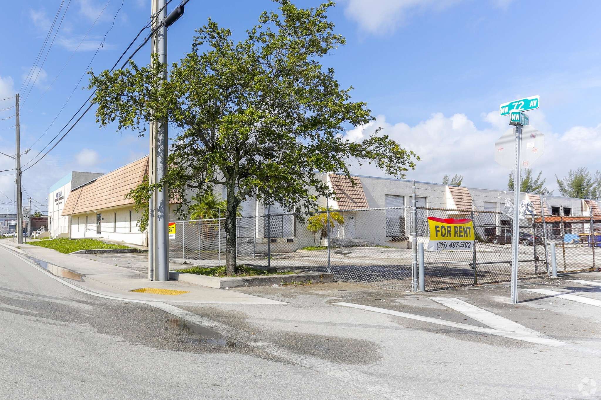 7752 NW 72nd Ave, Medley, FL for lease Primary Photo- Image 1 of 7