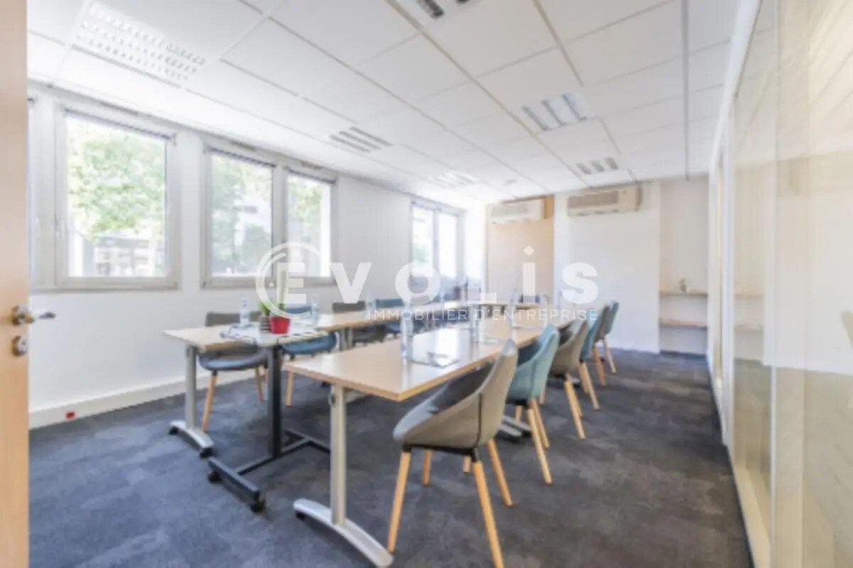 Office in Boulogne-Billancourt for lease Building Photo- Image 1 of 13
