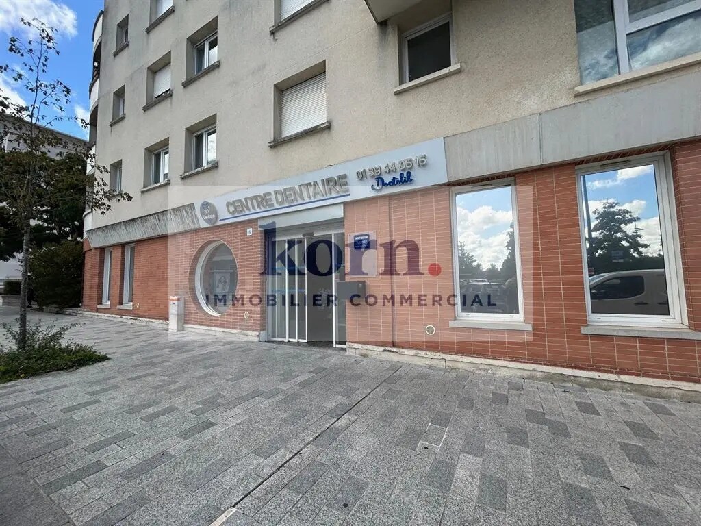 Retail in Guyancourt for sale Building Photo- Image 1 of 11