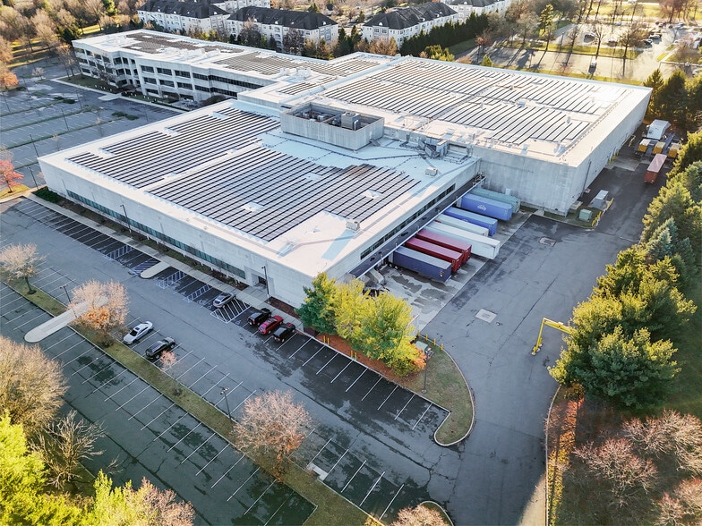 225 Phillips Blvd, Ewing, NJ for lease - Building Photo - Image 3 of 21