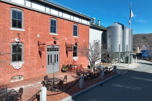 2 Brewery Pl, Ipswich MA - Brewery