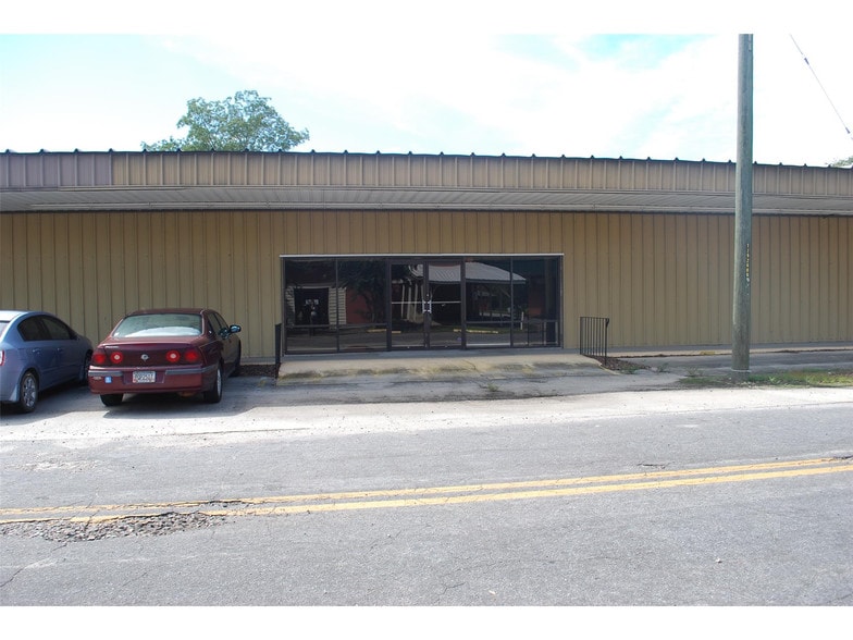 102 W Lee St, Brooklet, GA for sale - Primary Photo - Image 1 of 1