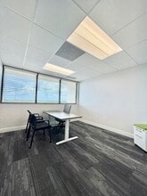 4440 PGA Blvd, Palm Beach Gardens, FL for lease Interior Photo- Image 1 of 3