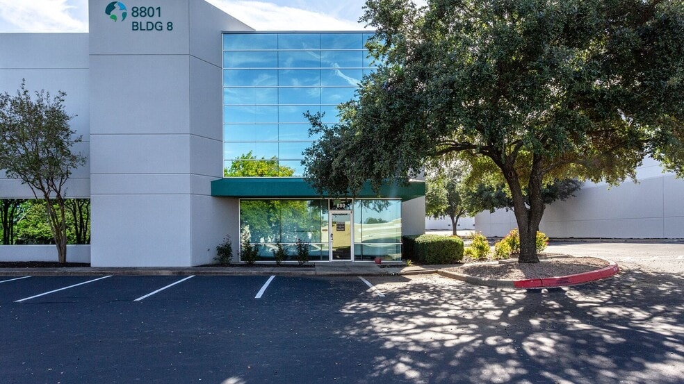 8606-9101 Wall St, Austin, TX for lease - Building Photo - Image 2 of 41