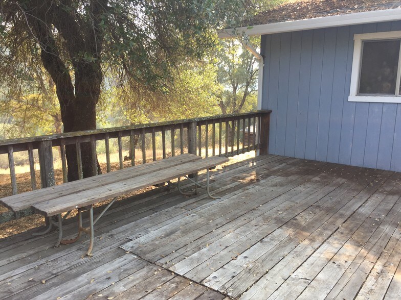 8040 Mt Aukum Rd, Somerset, CA 95684