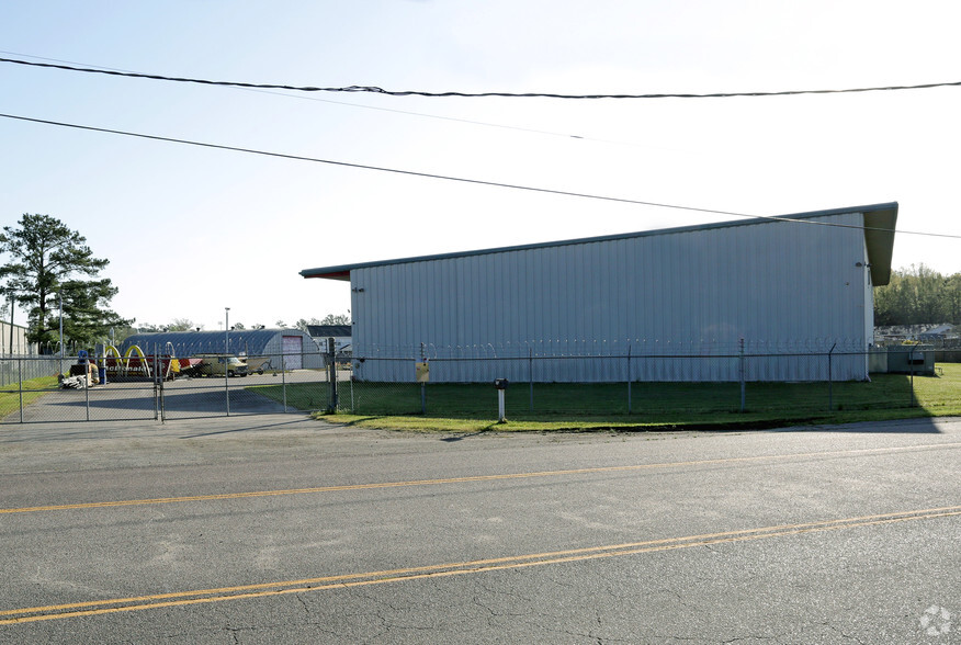 7640 Southrail Rd, North Charleston, SC for lease - Building Photo - Image 2 of 15