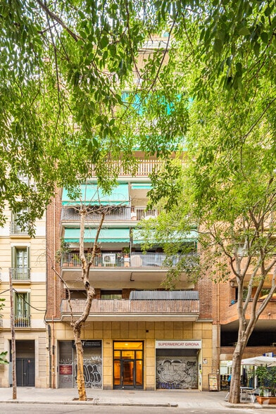 Carrer de Girona, 156, Barcelona, Barcelona for sale - Building Photo - Image 1 of 1