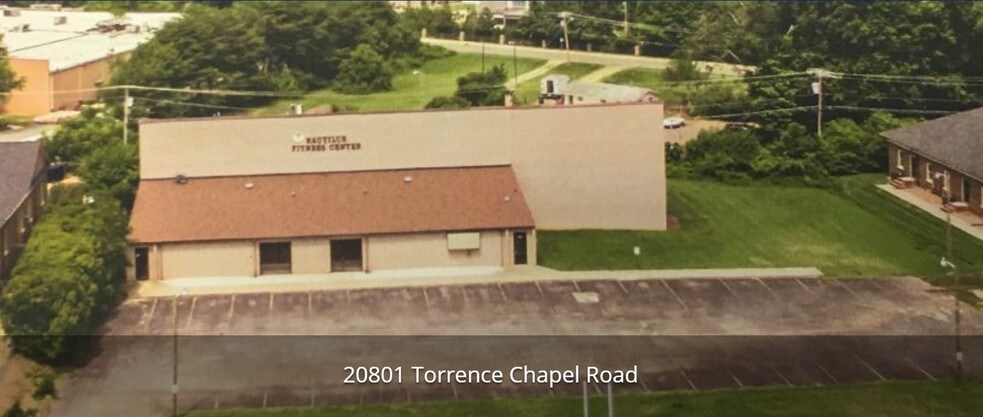 20801 Torrence Chapel Rd, Cornelius, NC for sale - Building Photo - Image 1 of 1