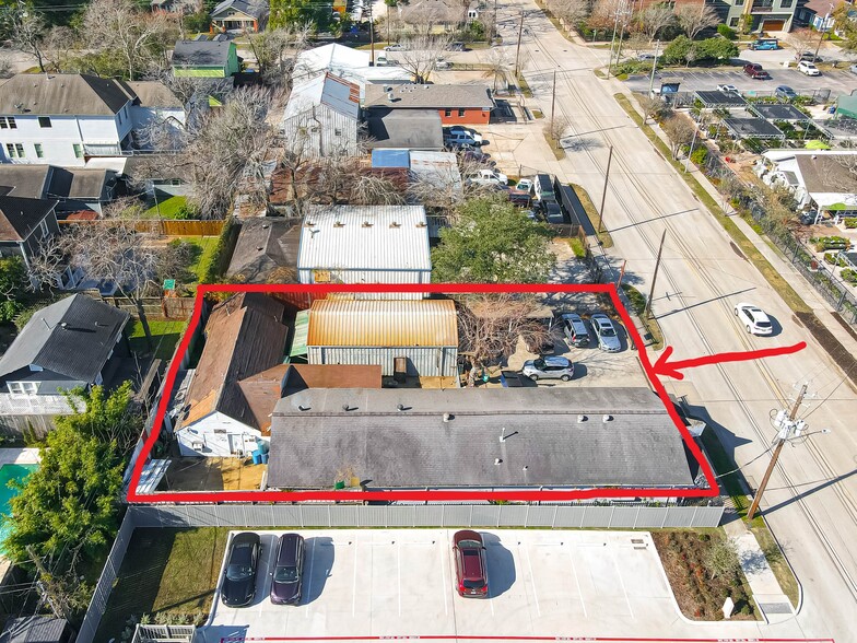 626 E 11th St, Houston, TX for sale - Building Photo - Image 1 of 1