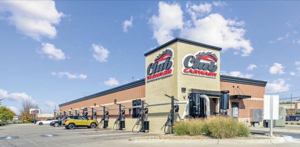 2015 2nd St, Coralville, IA for sale - Building Photo - Image 2 of 3